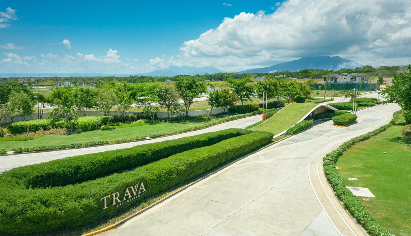 Trava Greenfield City Sta.Rosa Laguna